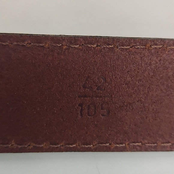Italian Leather Belt, Size 42 - Picture 10 of 12